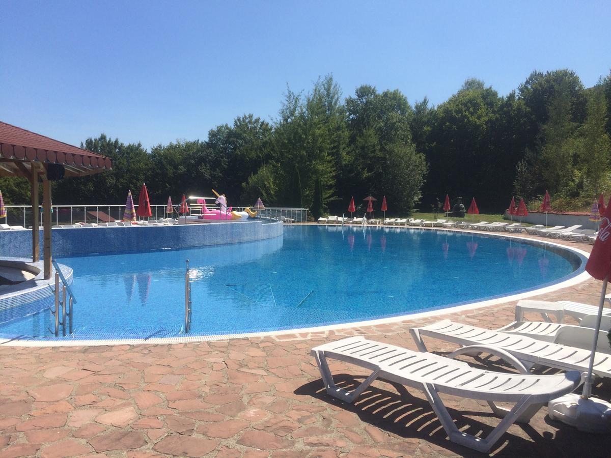 Park Hotel Ribaritsa Exterior photo